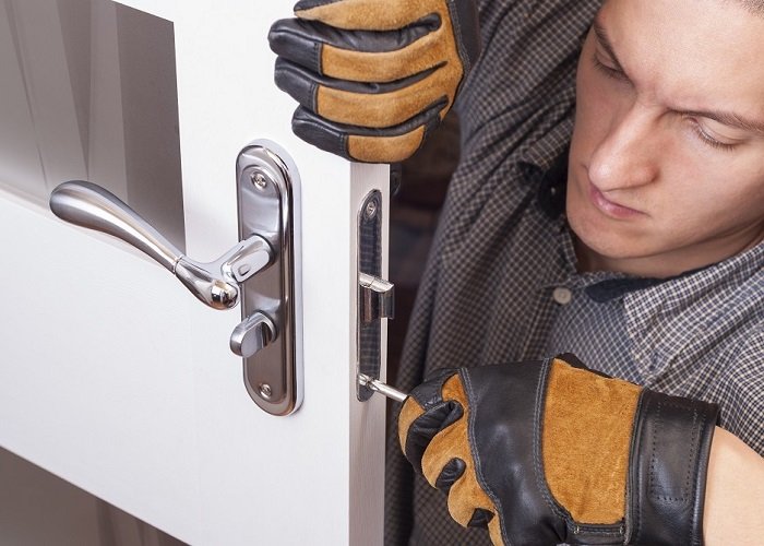 Commercial locksmith Westchester County NY locksmith white door gloves